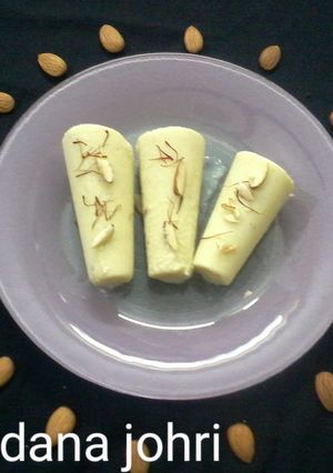 A picture of Kesar Badam Sugar-Free Kulfi.