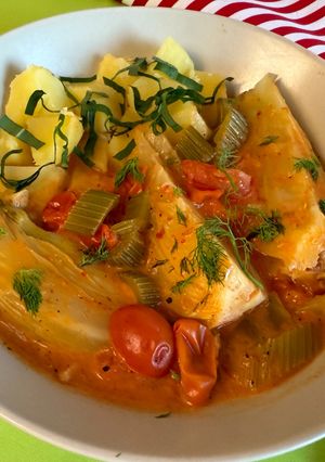 Paradicsomos édeskömény recept fotója