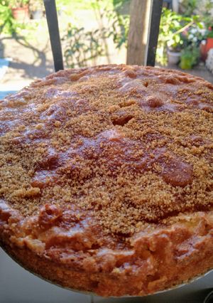 Una foto de Torta húmeda de manzanas verdes 🍏🍏🍏