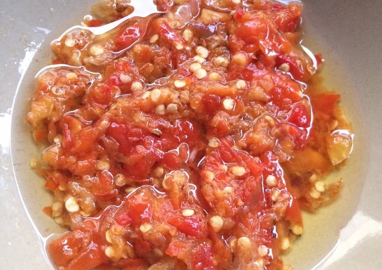 Sambal domba membara khas "Sambal Karmila"