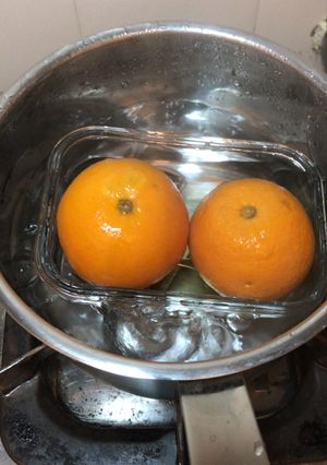 A picture of Double-boiled orange.