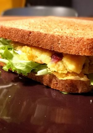 Foto di Club sandwich con frittatina vegan
