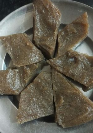 A picture of Singhare ke aate ki katli.