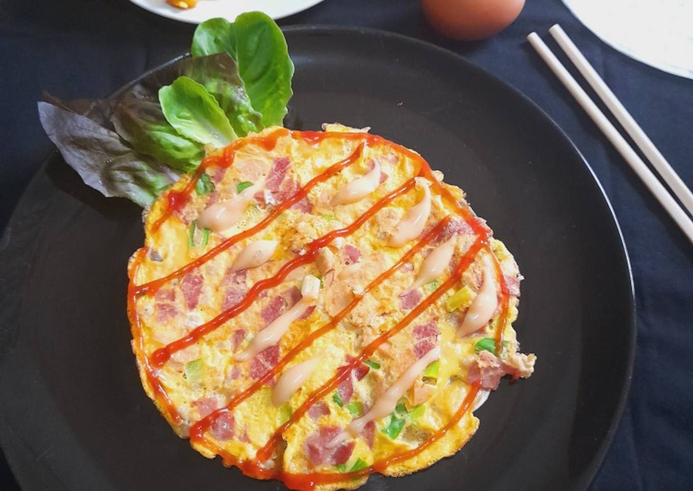 Rice paper omelete"Banh trang nuong"