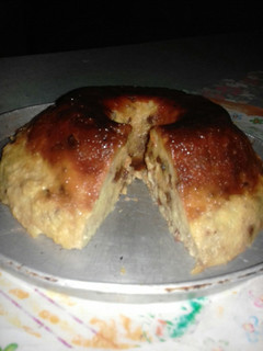 Una foto de Budín de pan ; nueces y pasas !!