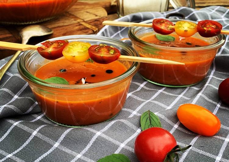 Soupe de tomates au parfum d'asie
