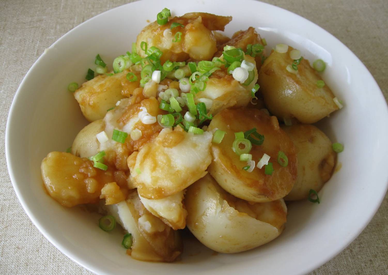 Butter & Soy Sauce Potato Recipe by Hiroko Liston Cookpad