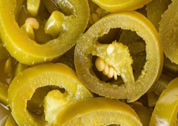 How to Make Quick Pickled Jalapeños ((EASY))