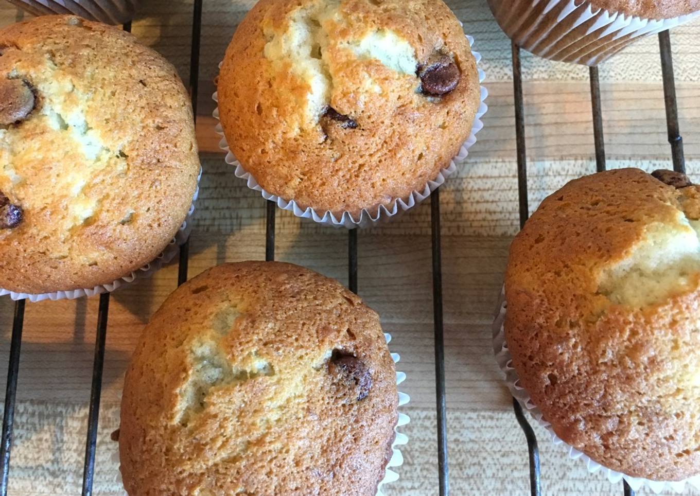 Recipe of Super Quick Homemade Banana Chocolate Chip Muffins