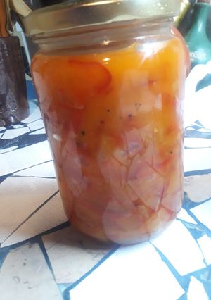 Una foto de Conserva de morrones rojos