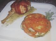 Una foto de queso camembert relleno