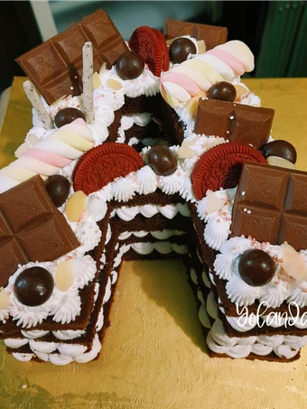 Langkah Mudah untuk Membikin Resep  Monogram cake - Letter Cake "A"