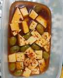Conserva de queso y aceitunas