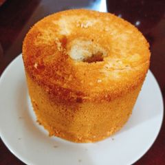 A picture of Diet-friendly Chiffon Cake.