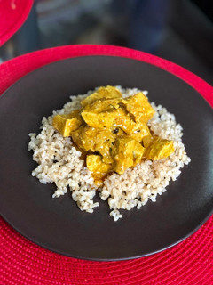 Una foto de Tofu al Tikka massala 🌱vegetariano