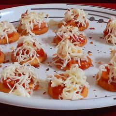 A picture of Cheesy Monaco Bites.