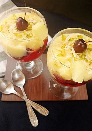 A picture of Pineapple custard with dry fruits.