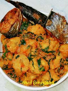 A picture of Plantain pottage & fried fish.