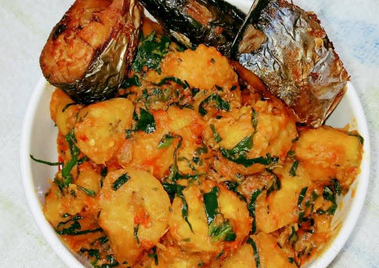 Plantain pottage &amp; fried fish