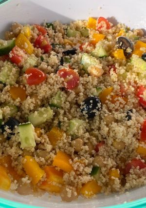 Mediterran kuszkusz saláta recept fotója