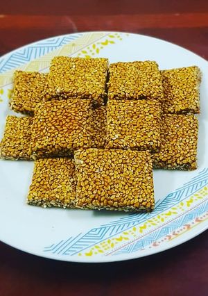 A picture of Till chikki.