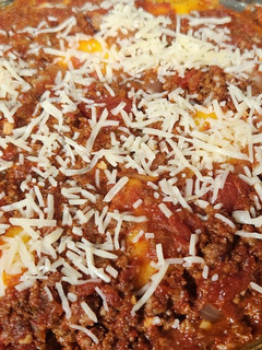 A picture of Beefy Baked Ravioli.