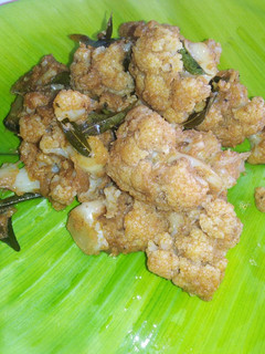 காலிஃபிளவர் தொக்கு- (Cauliflower thokku recipe in tamil) செய்முறை முக்கிய புகைப்படம்