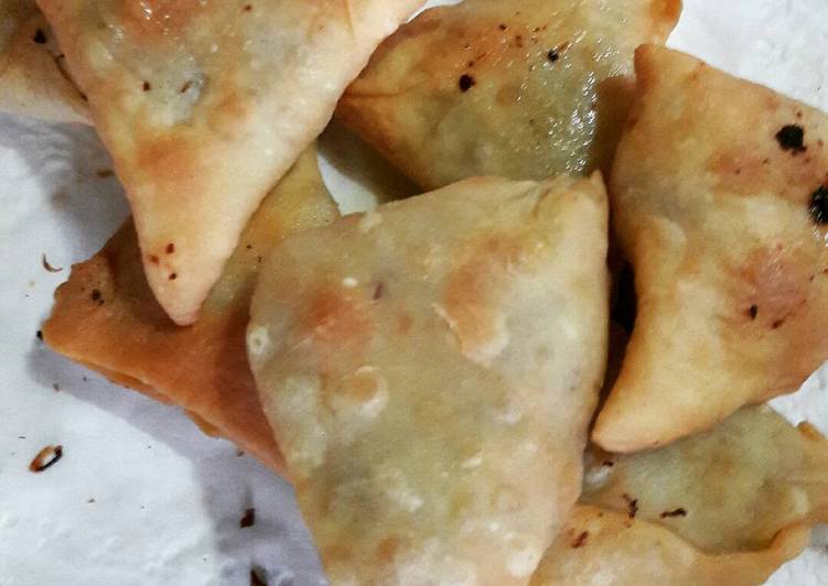 Cara Gampang Membuat Samosa sweet potatoes curry Anti Gagal