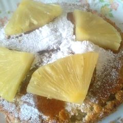 A picture of Pineapple chiffon cake.