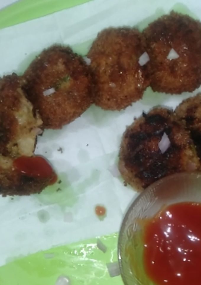 உருளைக்கிழங்கு கட்லெட் செய்முறை முக்கிய புகைப்படம்