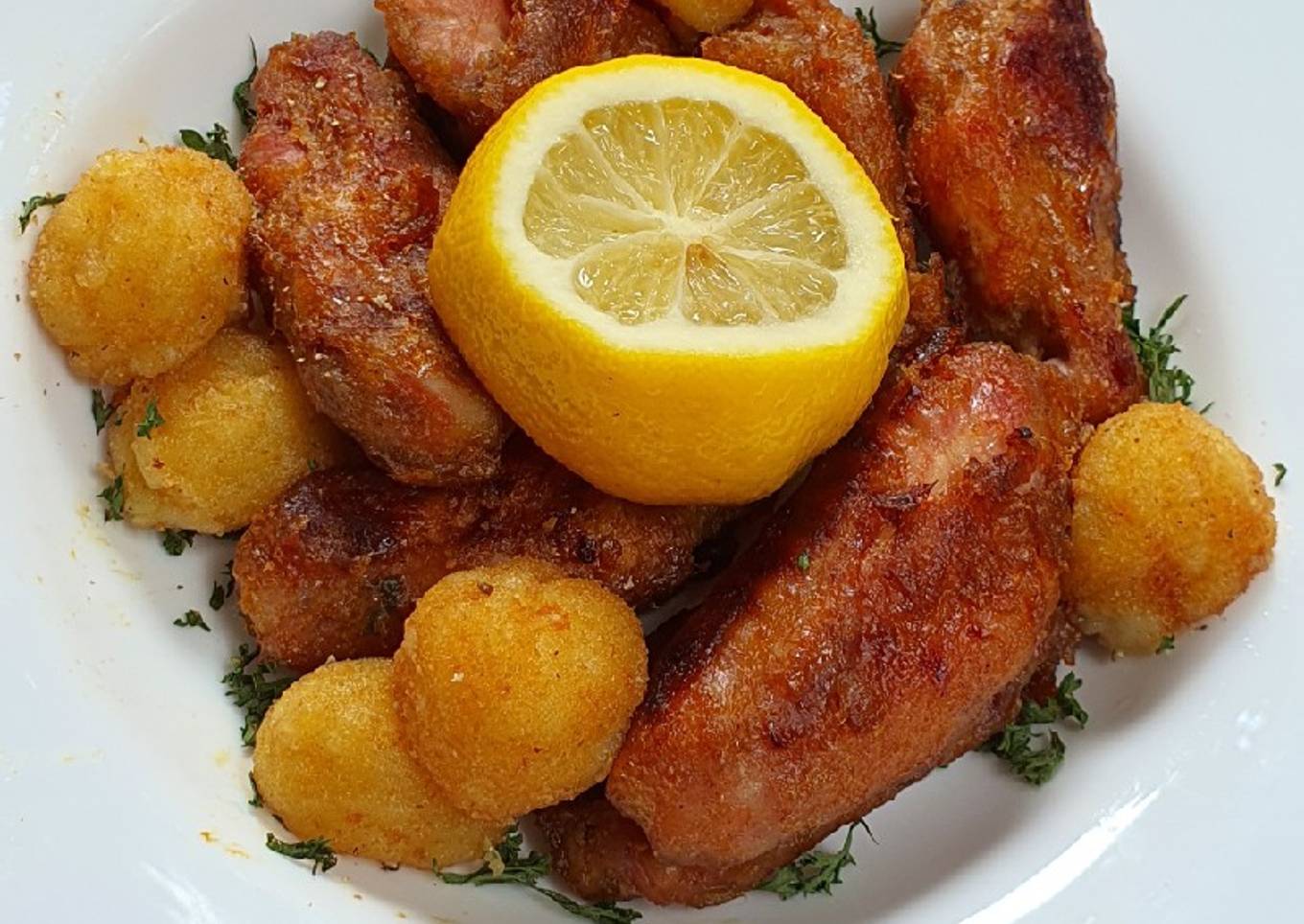 93. Spicy mango chicken wings