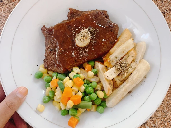 Langkah Gampang Menyiapkan Resep Sirloin Wagyu Steak with BBQ sauce yang  Bikin Ketagihan Anti Ribet, Menggugah Selera