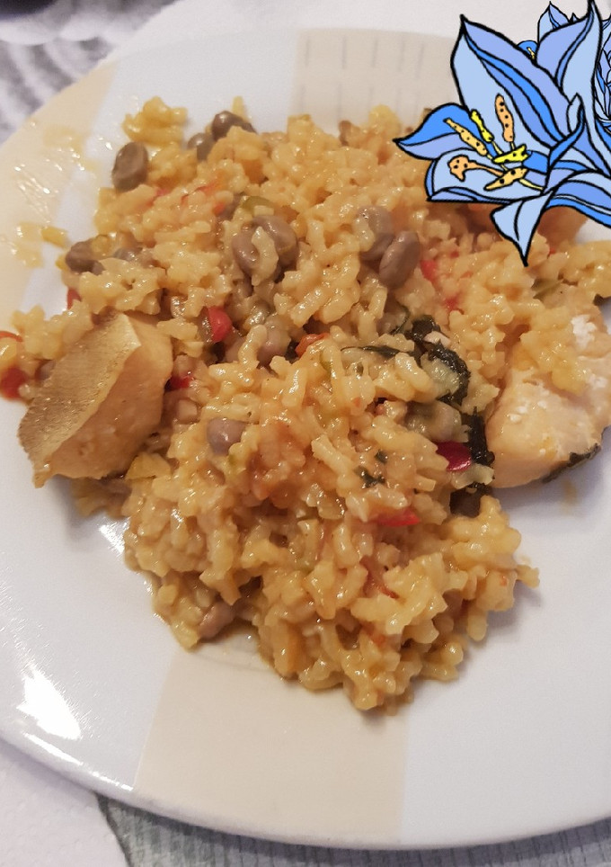 Una foto de Arroz con habitas y bacalao