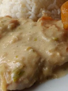 Una foto de Pechuga en salsa de mayonesa