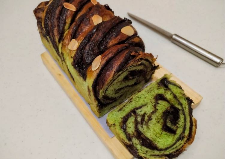 Pandan Chocolate Babka