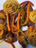 Hígado de cordero con capelini y verduras