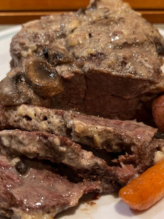 A picture of Roasted Garlicky Chuck Roast.