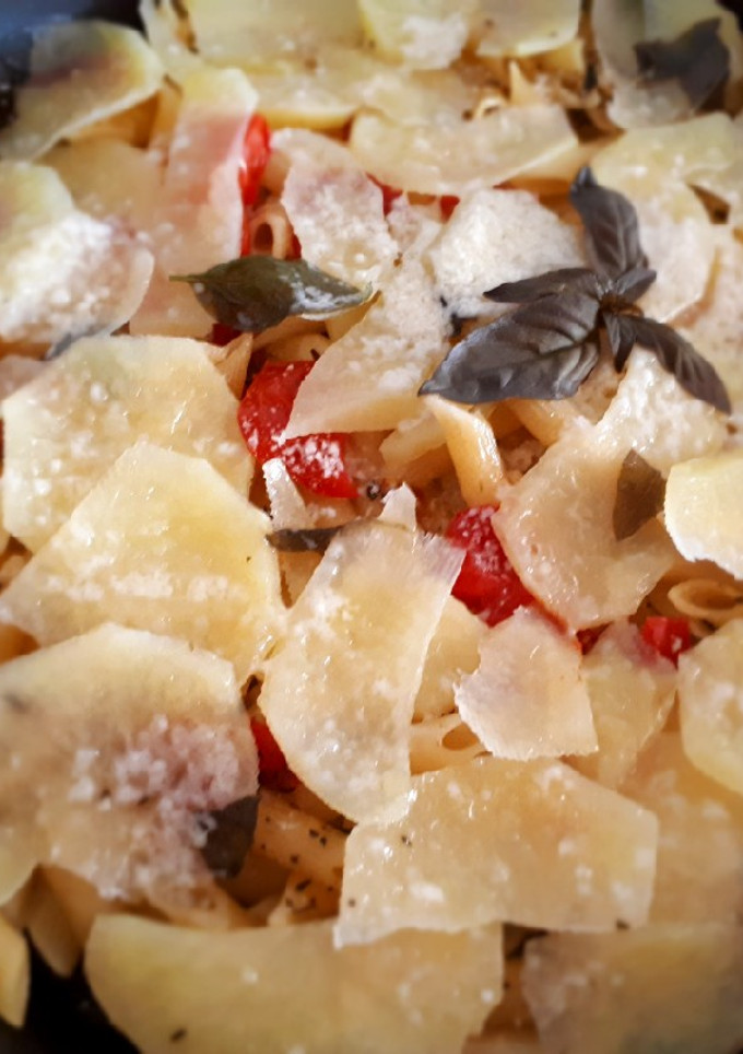 Foto di "Tiella" di patate