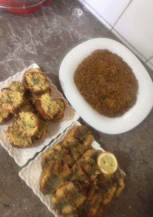 صورة لوصفة عدس مرافق بسمك السردين وخبيزات الجبن 😋😋