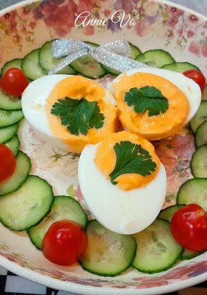 Hình của món Trứng Canape đơn giản.
