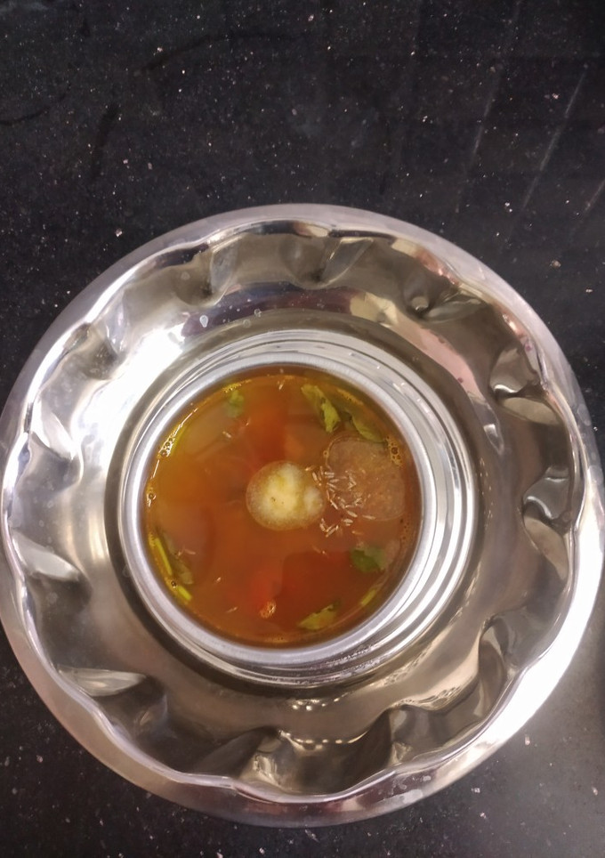 * தக்காளி, பூண்டு,மிளகு, சீரக ரசம்*(rasam recipe in tamil) செய்முறை முக்கிய புகைப்படம்