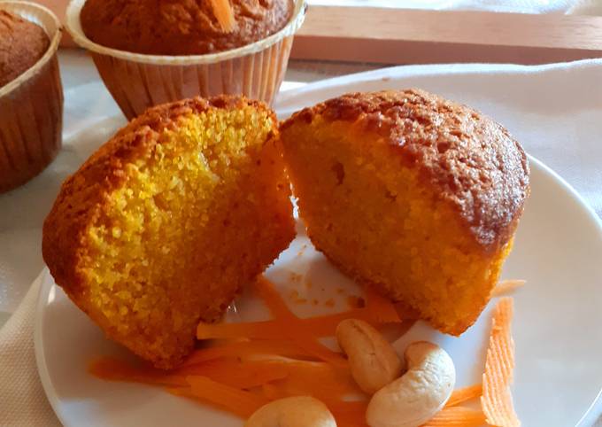 Muffin di carote e anacardi senza glutine