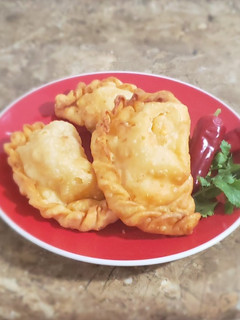 Una foto de Empanadas camarón queso y ostión queso