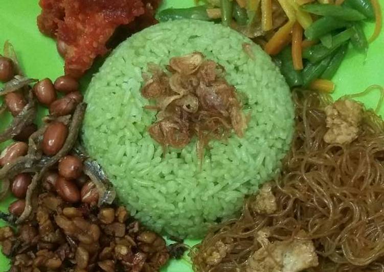Cara Mudah Membuat Nasi lemak hijau pandan Enak