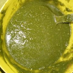 Green chutney A picture of Green chutney.