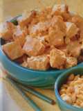 Tofu salteado con salsa de Cacahuate y Guindilla