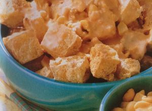 Una foto de Tofu salteado con salsa de Cacahuate y Guindilla