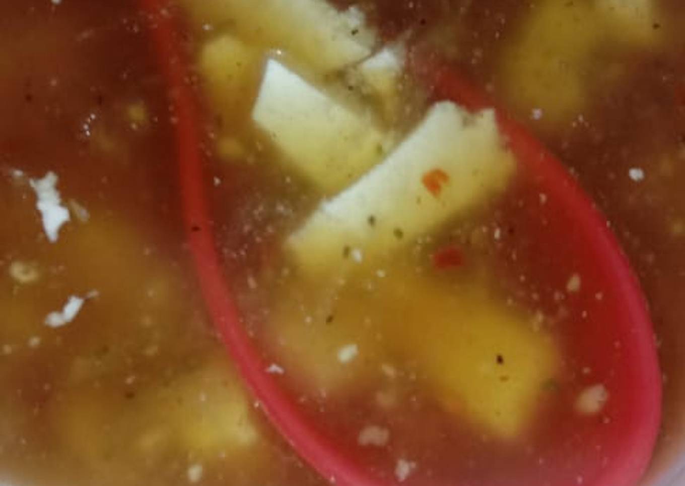 Hot and sour paneer soup