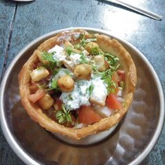 A picture of Katori chaat.