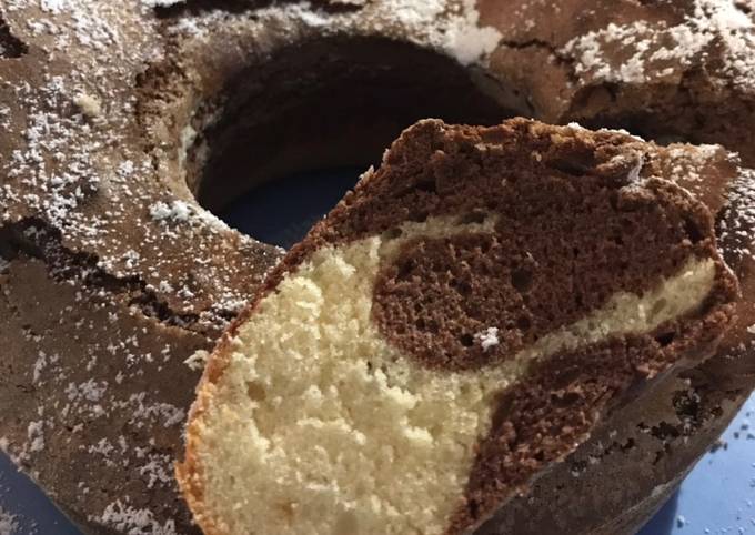 Ciambella della “nonna bionda”